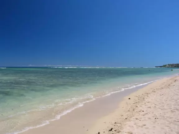 The shallow waters where you can play.