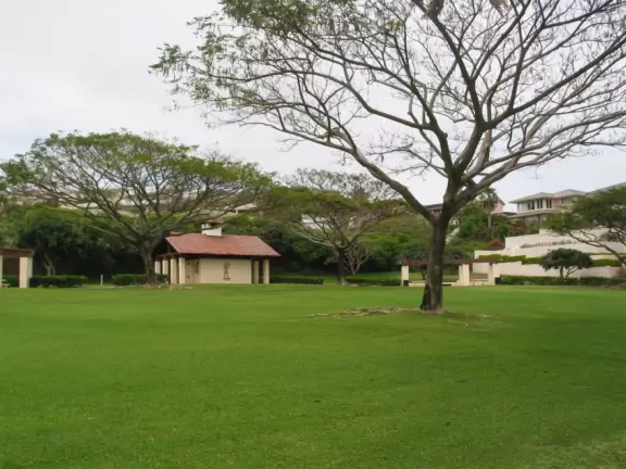 The deep green lawn at Na Pali Haweo Park.