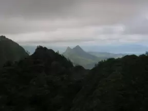 Olomana twin peaks- views from near the top of the hike.