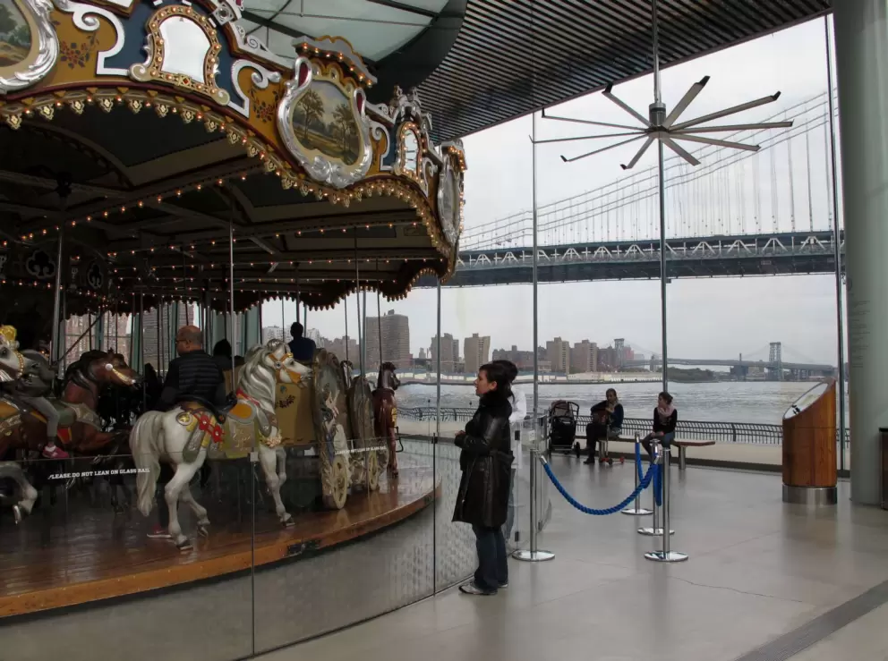 Brooklyn Bridge Park and Carousel