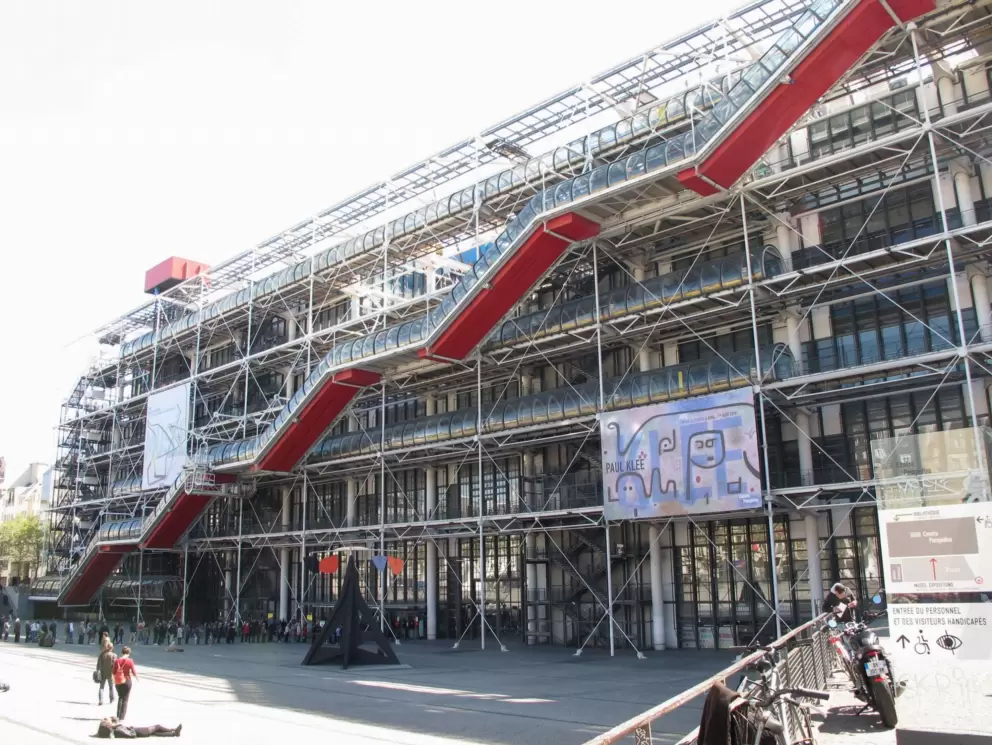 Centre Pompidou (avant-garde complex)