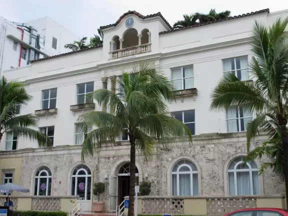 Learn about the Art Deco architecture and history of South Beach!