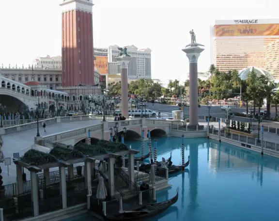 The gorgeous outdoor area at the front of the Venetian, on The Strip.