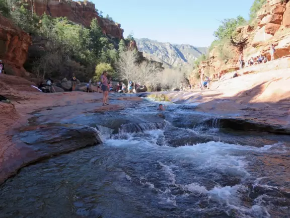 A paradise where you can slide down natural rock slides, in exquisite Oak Creek Canyon.