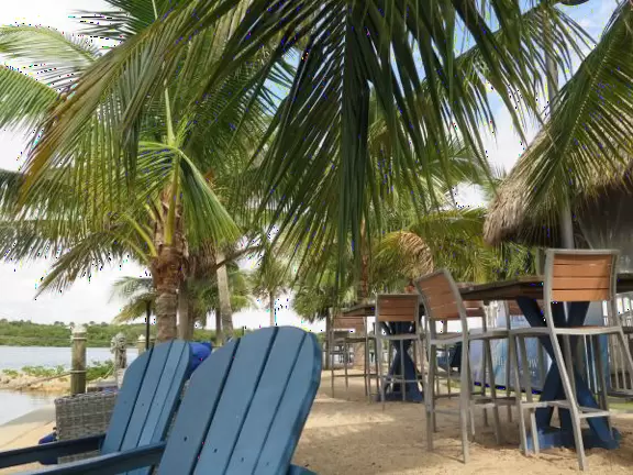 Blue Pointe Bar and Grill, Tequesta