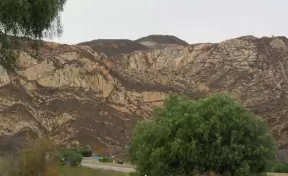 Mountains you see as you drive out of Gaviota Beach and onto the 101- wow!