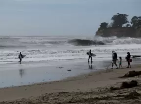 Unusually high surf in January 2017.
