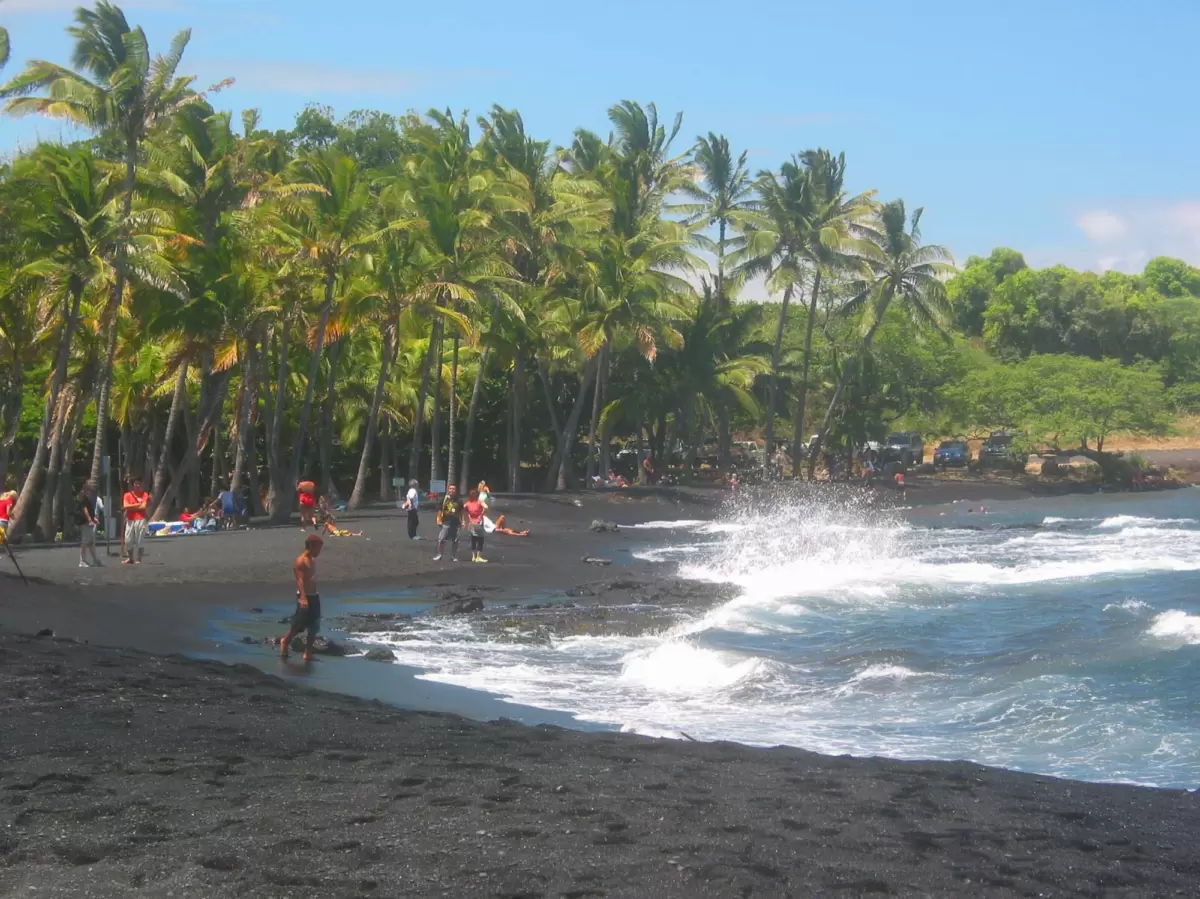 Punalu'u Black Sand Beach