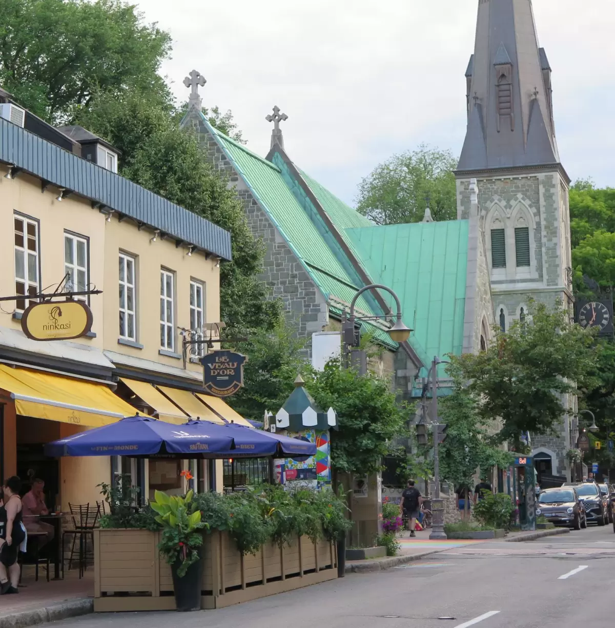 Rue Saint-Jean (west)
