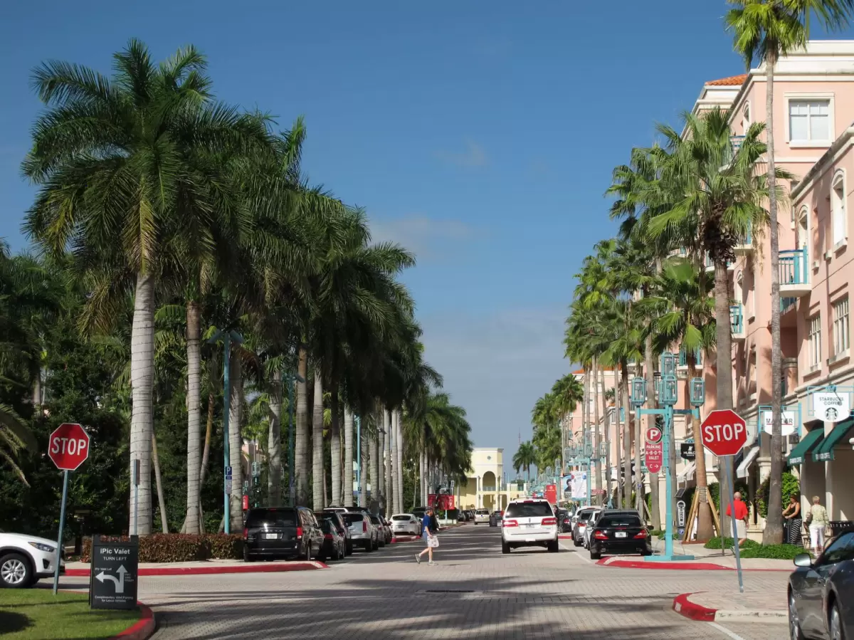 Mizner Park Outdoor Mall, Boca Raton