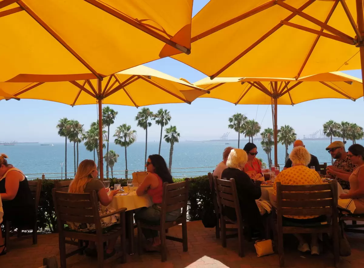Bluff Park and Claire's Restaurant, Long Beach