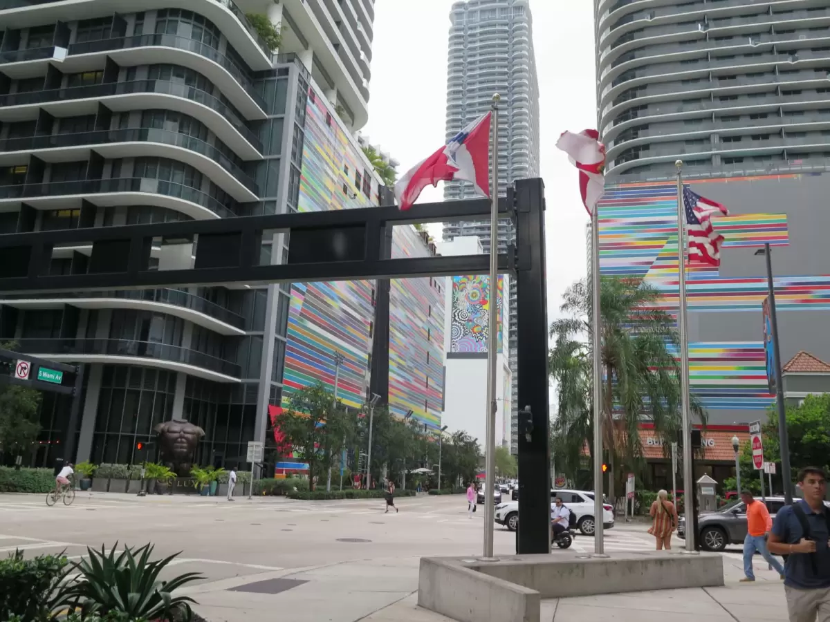 Mary Brickell Village outdoor mall, downtown Miami