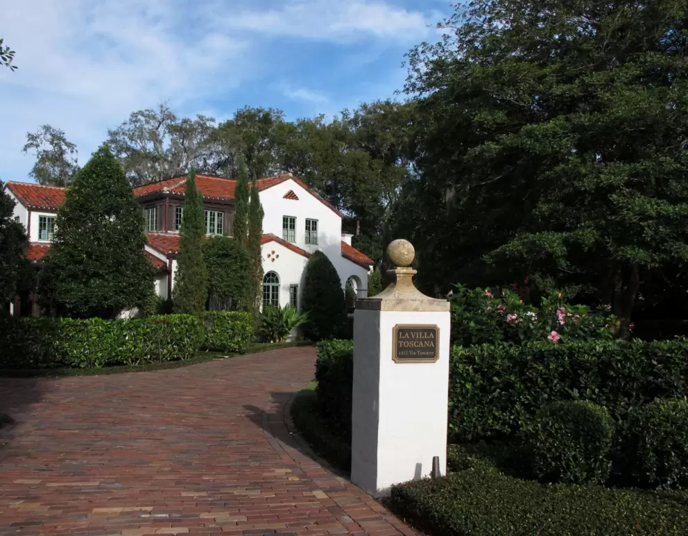 Mansion with regal entrance on Via Tuscany.