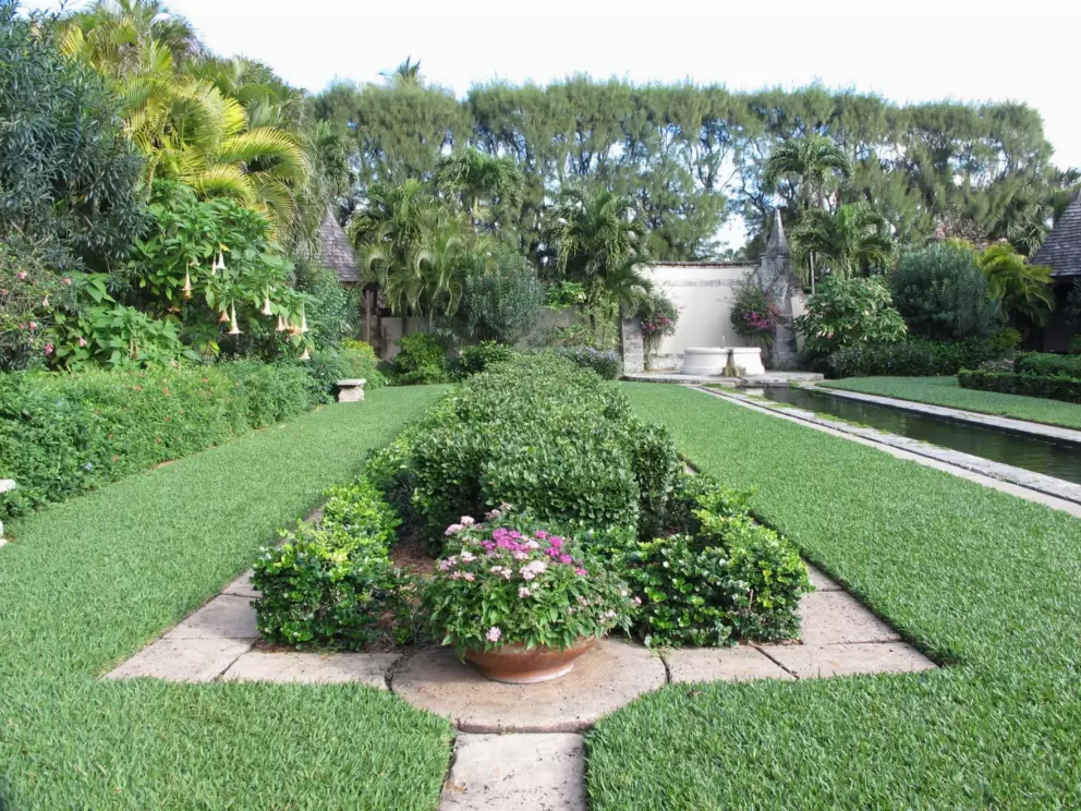 Bethesda by the Sea Garden, Palm Beach