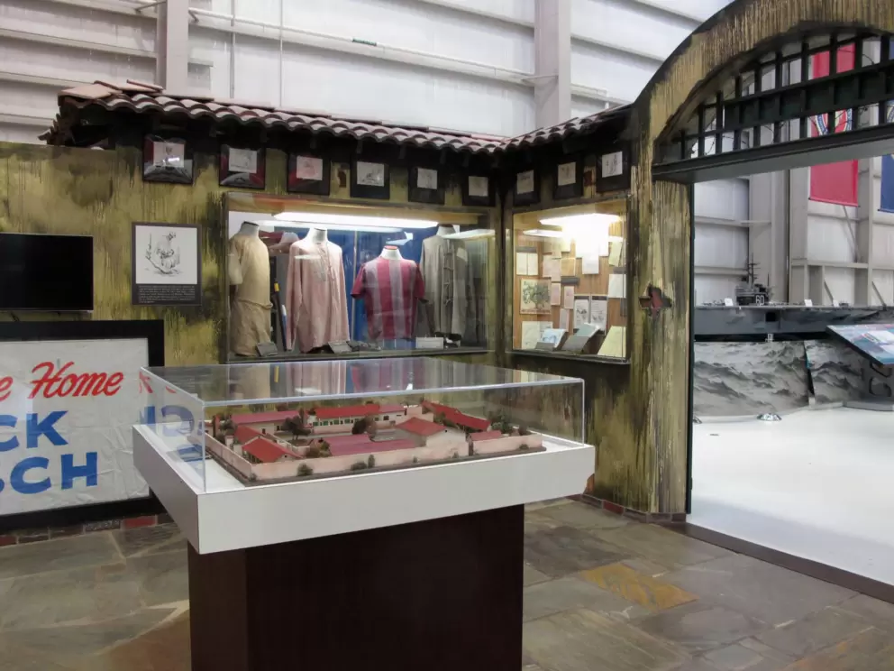 Pyjama-like clothing that the prisoners of war had to wear in Vietnam.