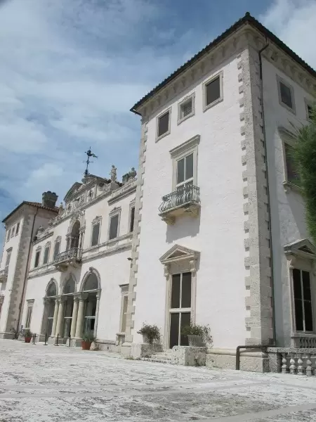 The mansion, as seen from the bay side.