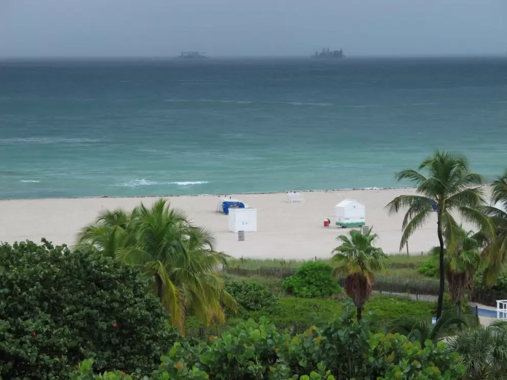 The colors of the beach, as seen from the Clevelander Hotel roof.