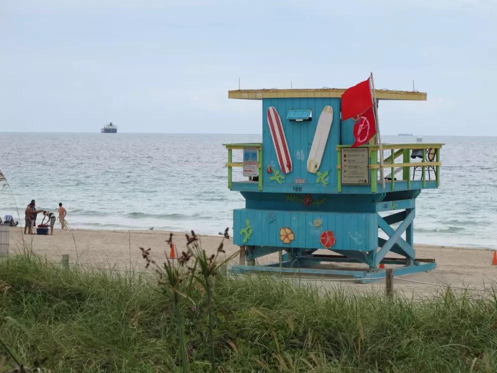 A colorful lifeguard shack we saw along the way, south of 1st St.