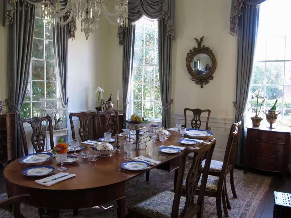 The dining room in the plantation.