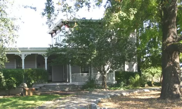 The house that they had trouble moving!