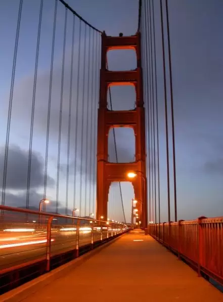 The path on the Golden Gate, just before nightfall.