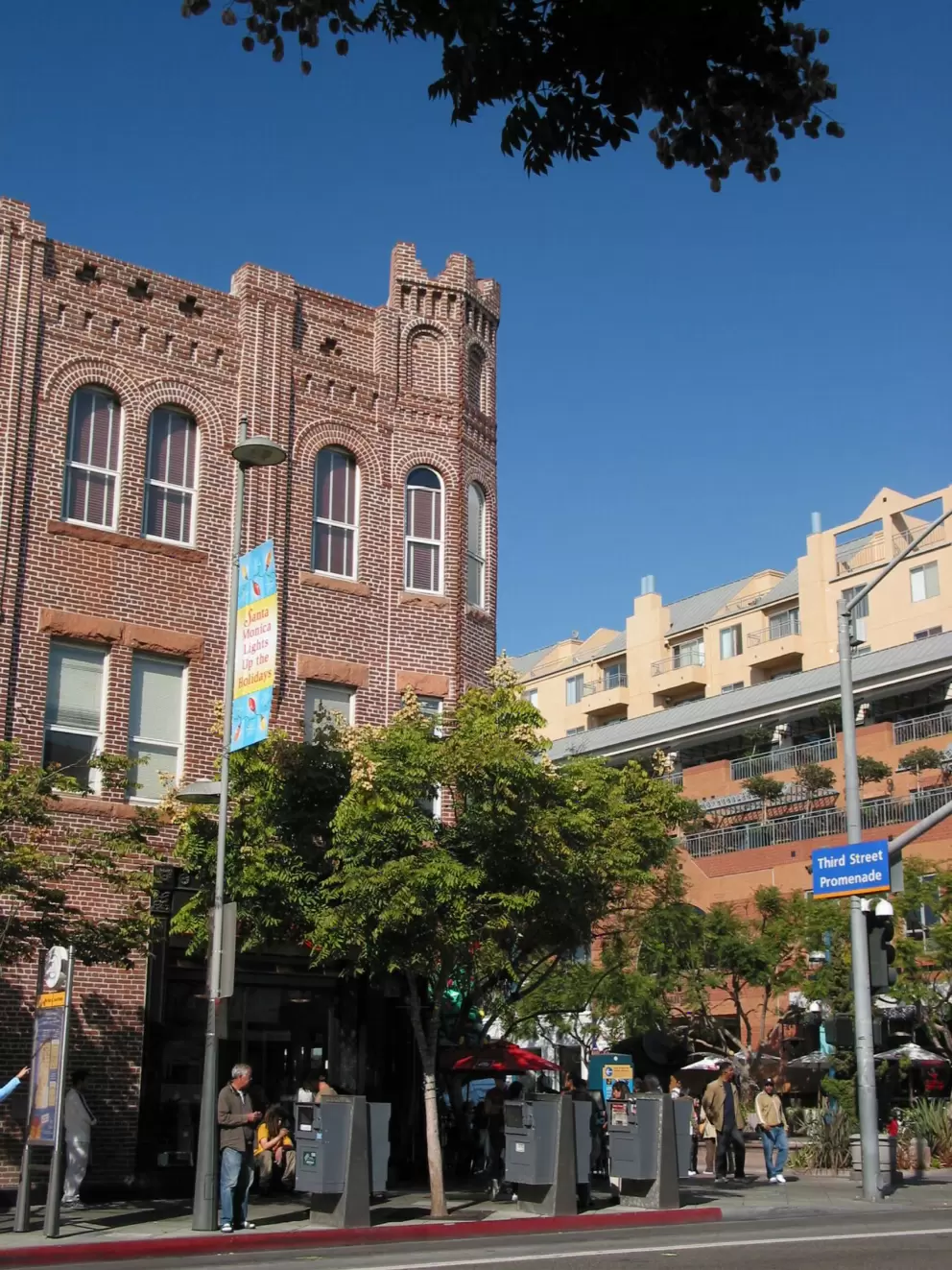 Brick building at 3rd Street and Broadway.