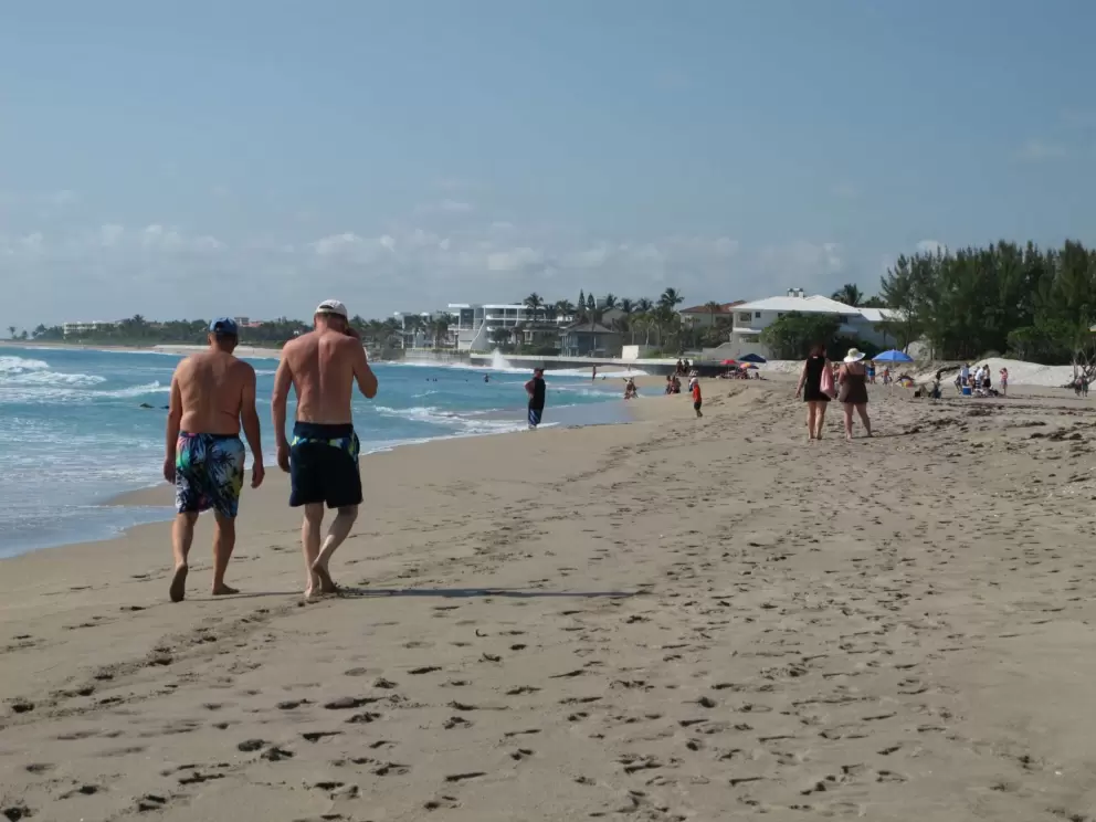 The beach has an appealing shape.