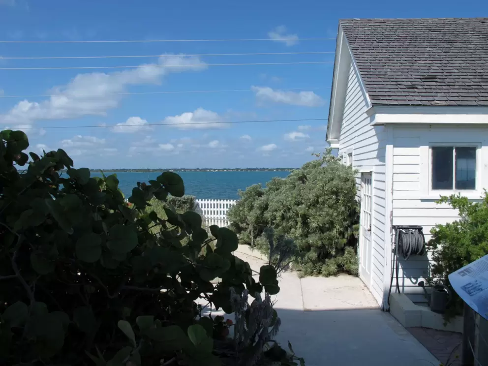 Looking past the house toward the intracoastal.