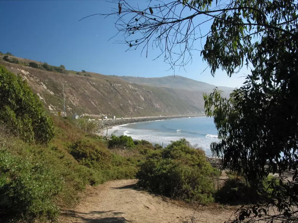 The great view as you come down the dirt path at Rincon Surfbreak, somewhat ruined by the sound of the freeway literally a few feet away.