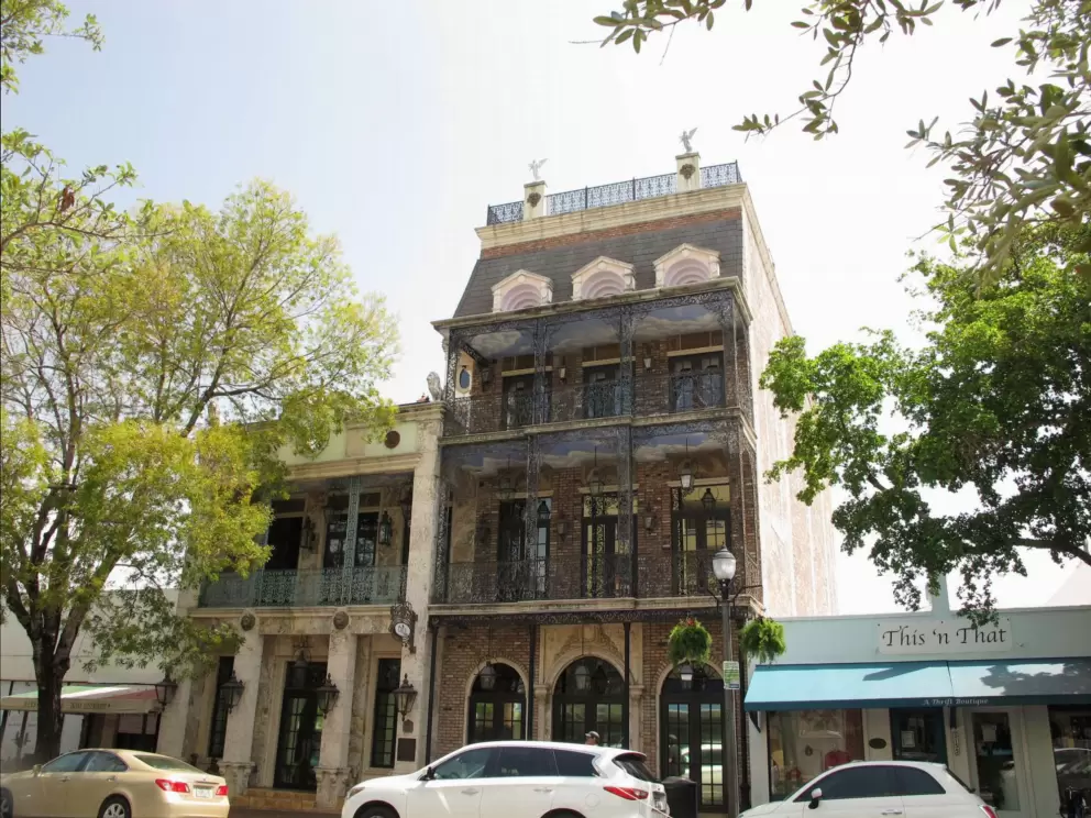 The Cruz building is unique.
