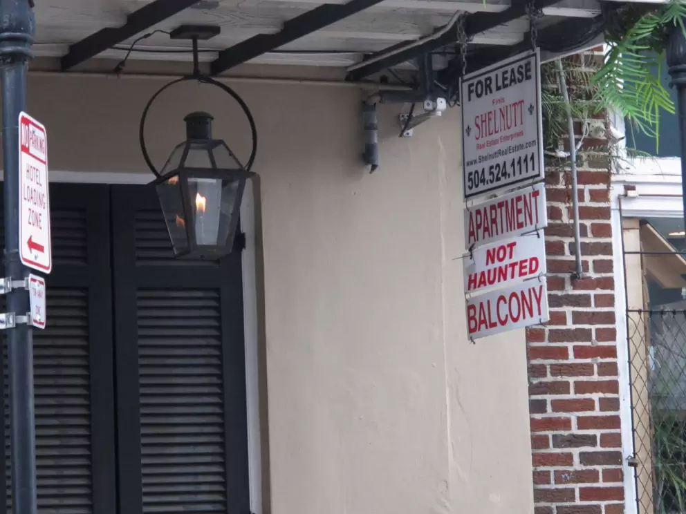 For Rent sign at an apartment in the French quarter...not haunted!