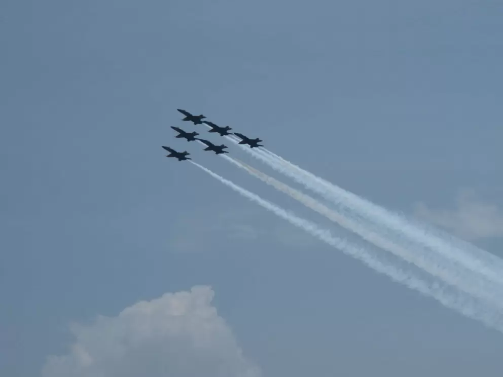 Six planes flying in formation.