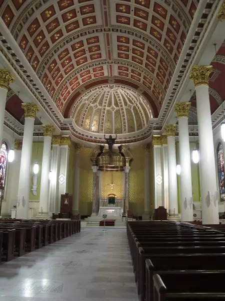 I love the interior of the basilica!