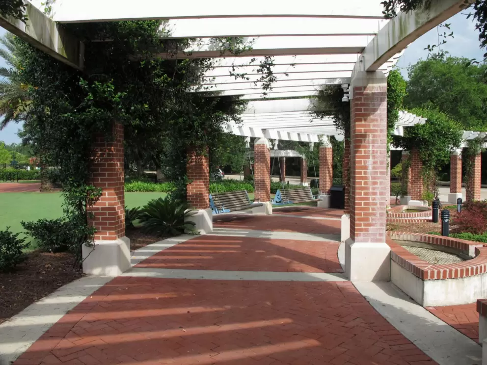 Walkway with swinging benches.