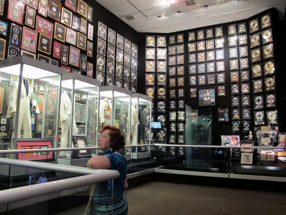It's incredible how many awards Elvis won.