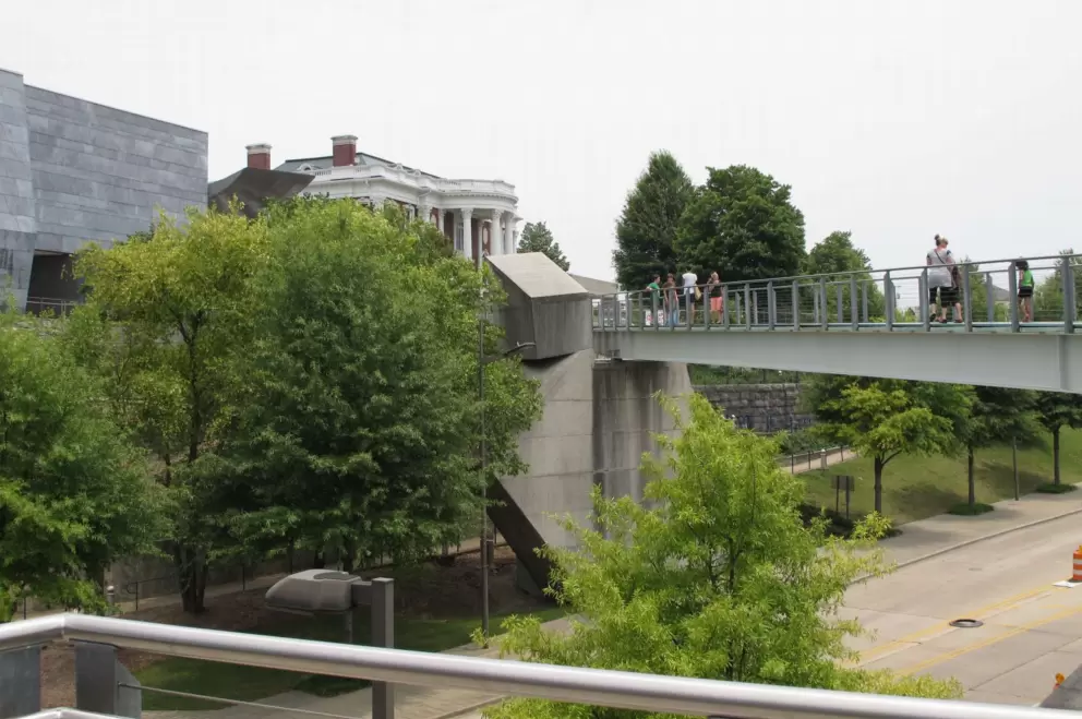 Frosted glass pedestrian bridge that crosses over Highway 58 to the Hunter Museum of Art.