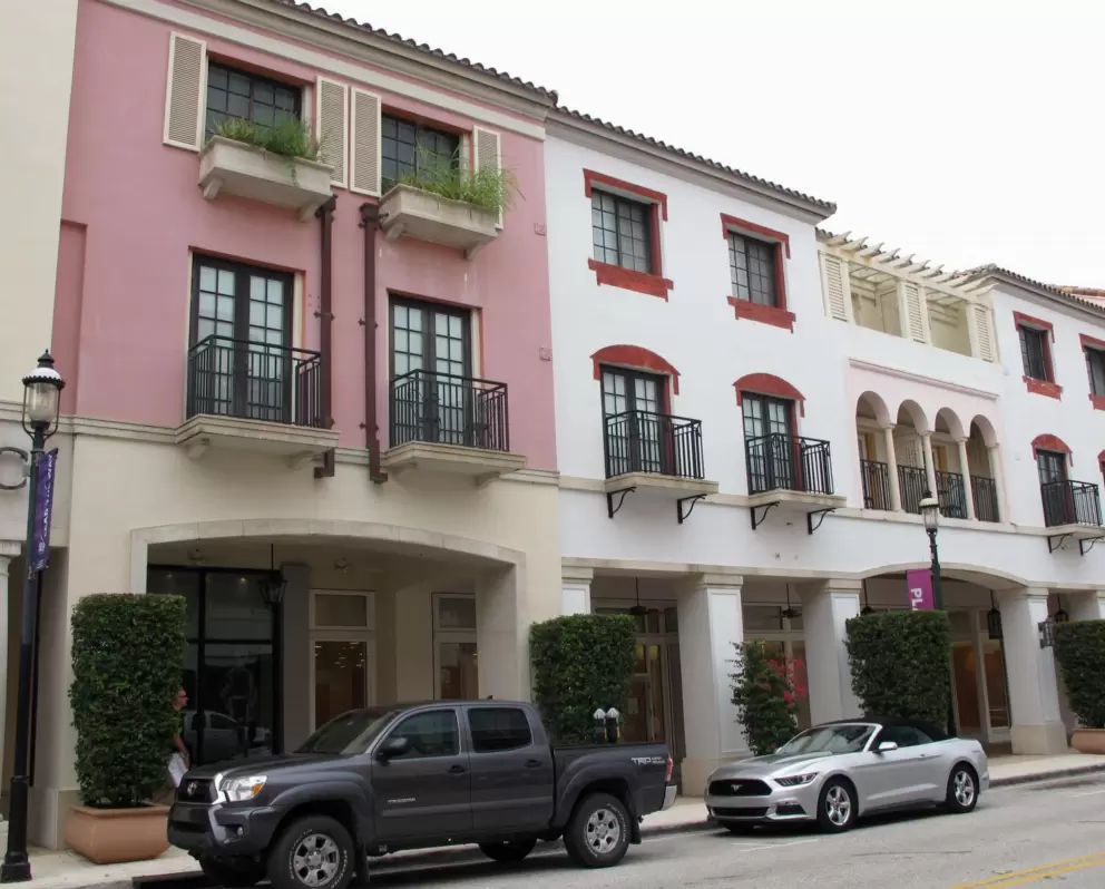 Little balconies and archways.