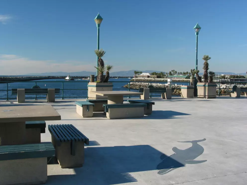 Super-fun for toddlers to run around- the pier at King Harbor.