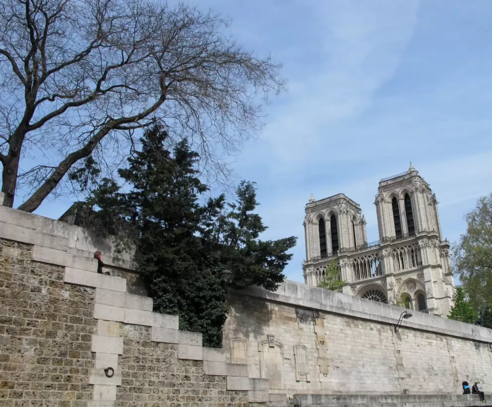 Notre Dame comes into view.