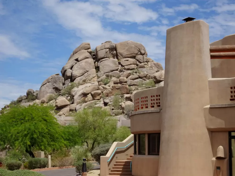 Surreal views of boulders, as seen from the parking lot at El Pedregal Marketplace.