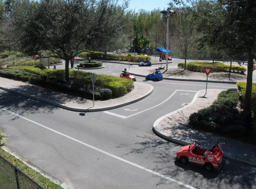 The streets of Ford Driving School are like in real life!
