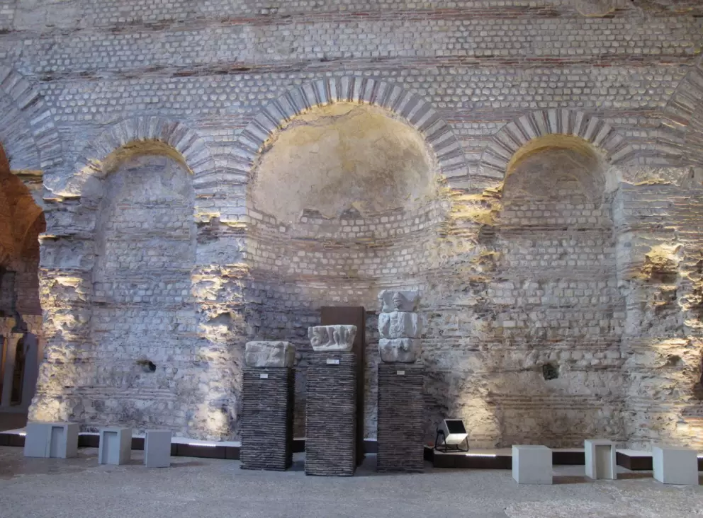 Archways at the Roman baths.
