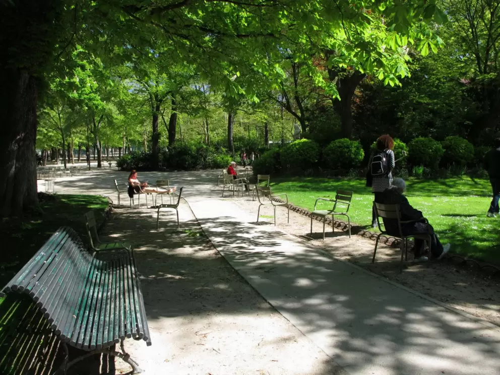 Lovely spots to sit and enjoy the garden.