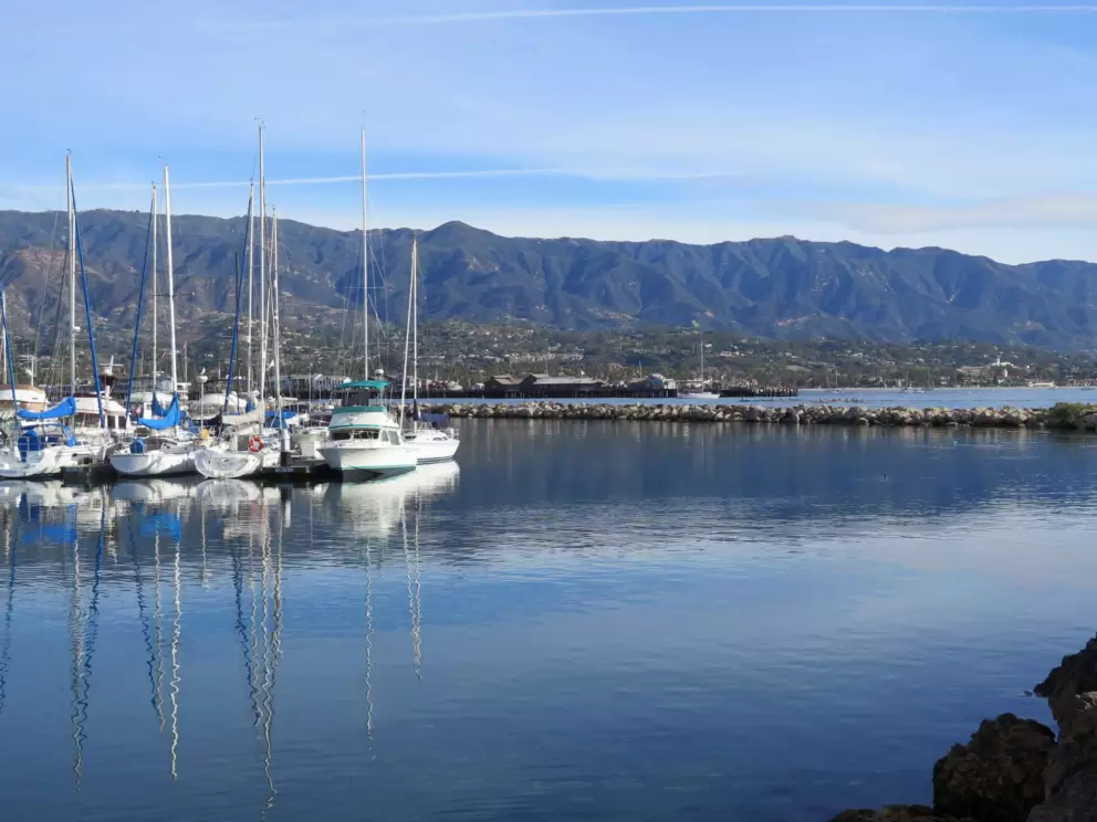 The mountains are just amazing as seen from the harbor.
