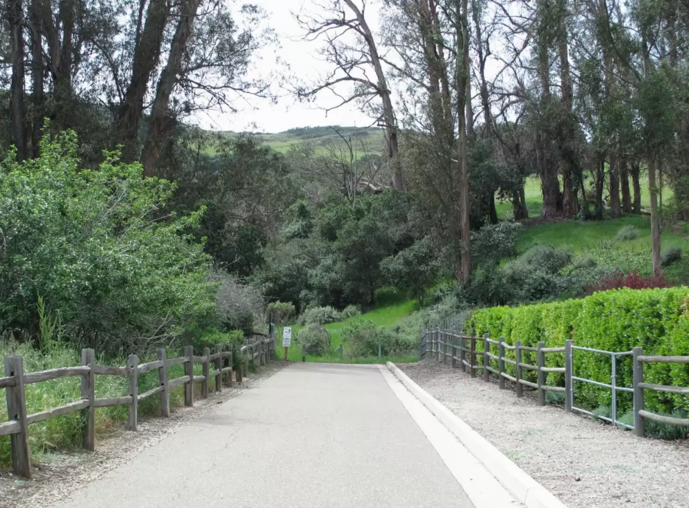 Walkway at Eto Circle, which leads to the Irish Hills Hike trailhead.