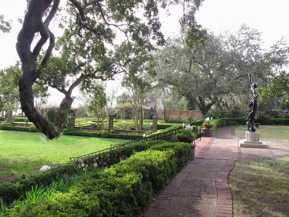 The garden, with statue of Diana of the Hunt.