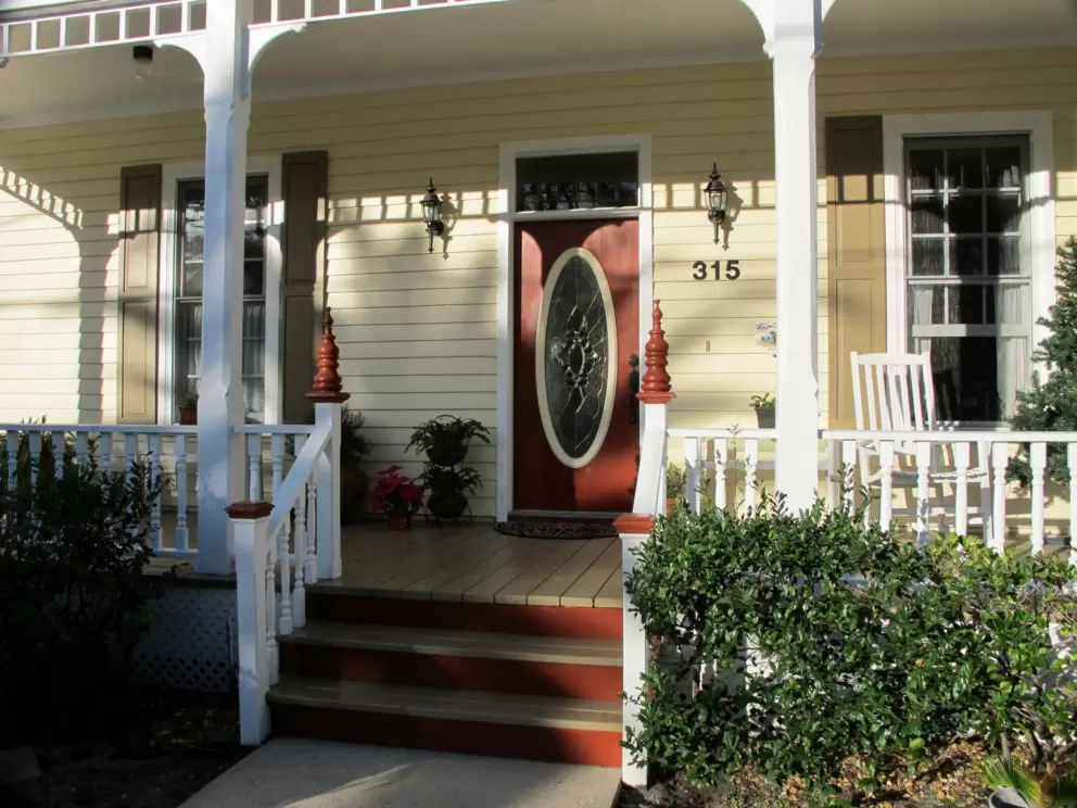 Cute stair railing posts.