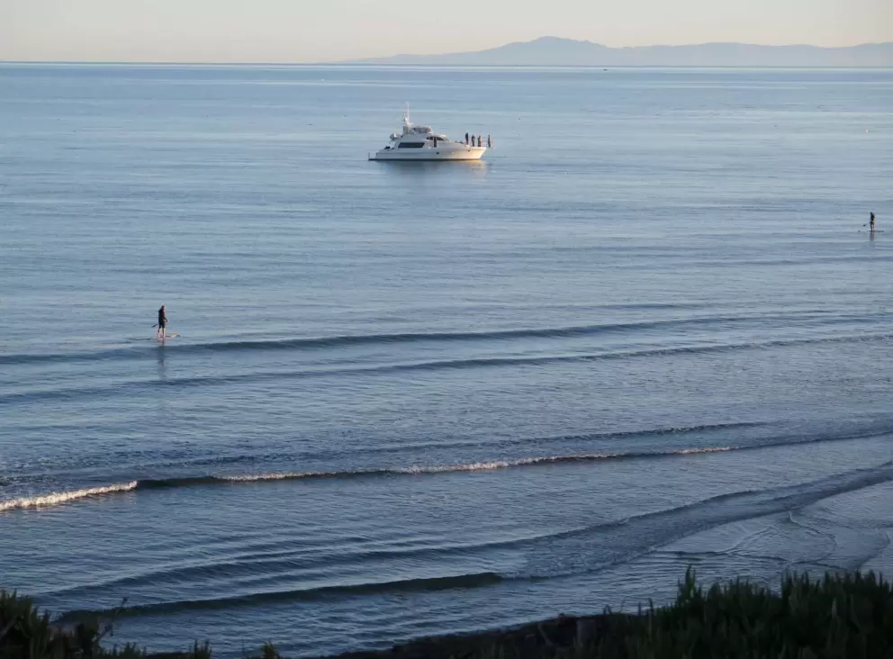 Standup paddling at Campus Point, with gorgeous view of the islands.