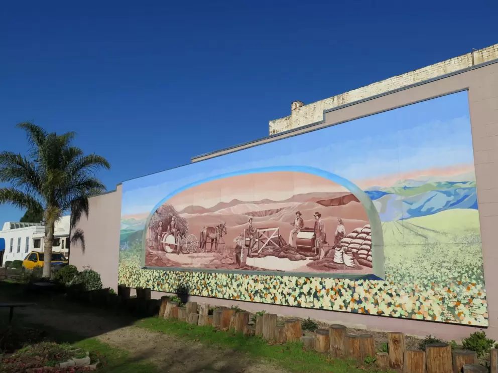 Pioneer mural on H Street. 
