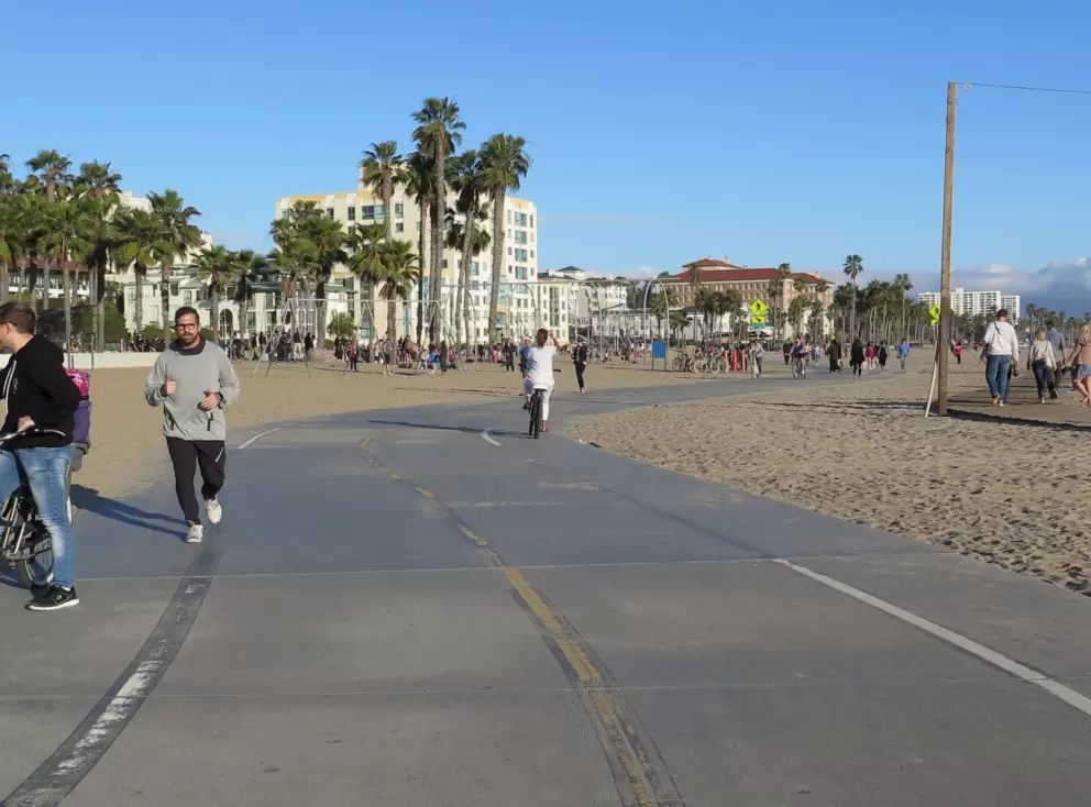 The bike path.